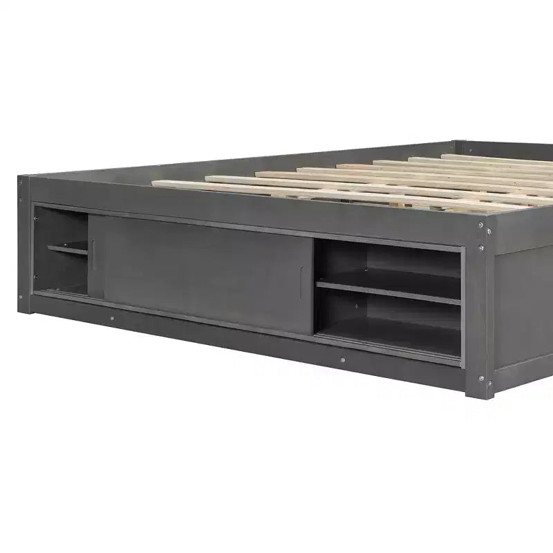 Letto a piattaforma Queen grigio/naturale/bianco con 4 cassetti e contenitore nella pediera, per 2 persone